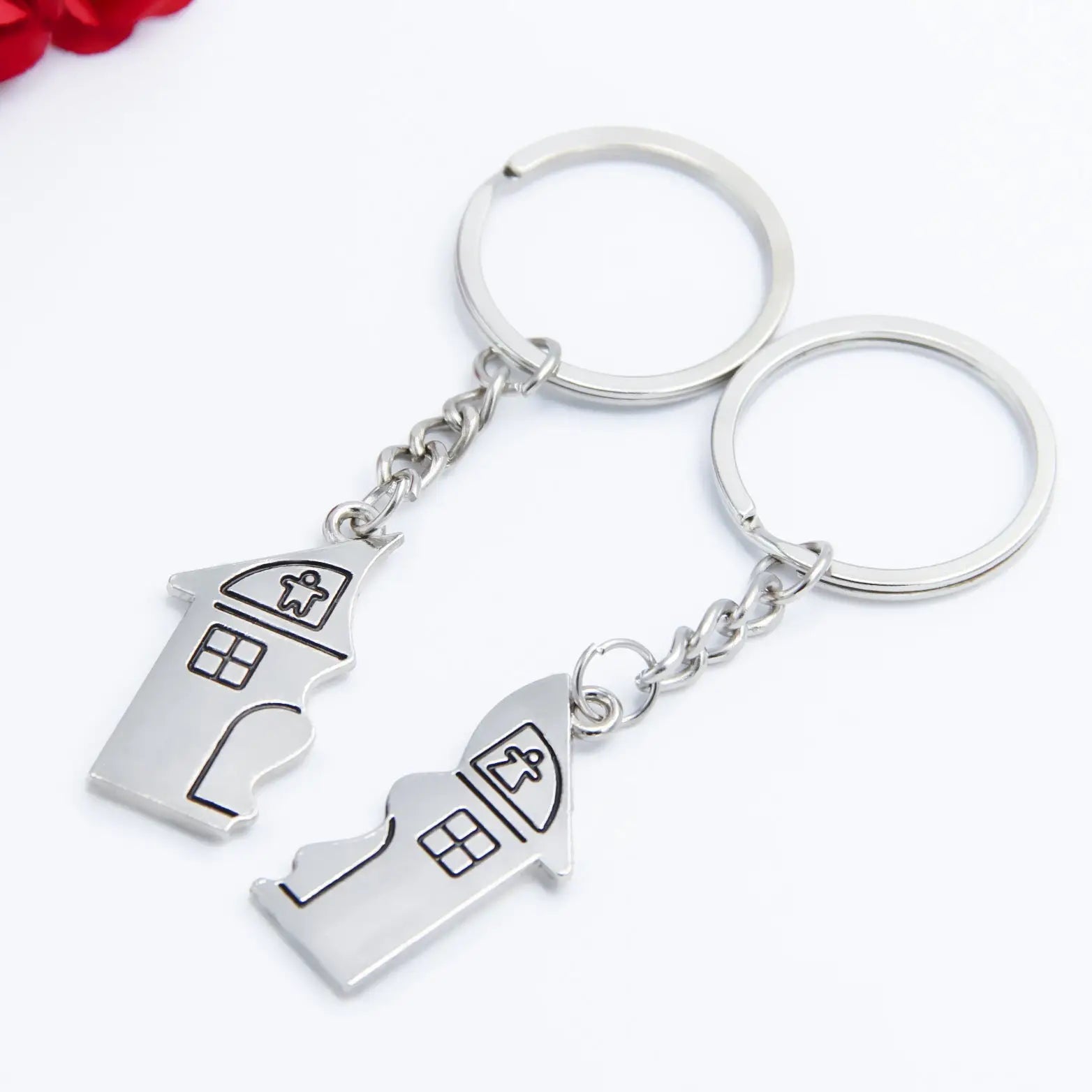 Cartoon Creative House Shape Couple Travel Commemorative Alloy Keychain Charge Hub X
