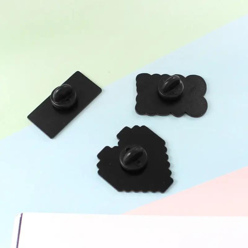 Stereo game console badge Charge Hub X