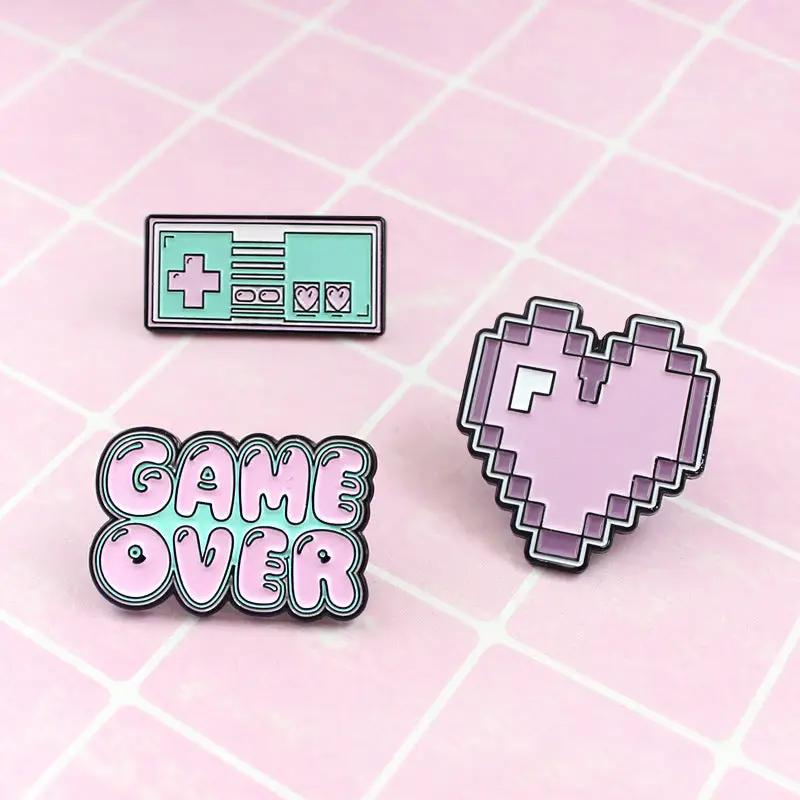 Stereo game console badge Charge Hub X