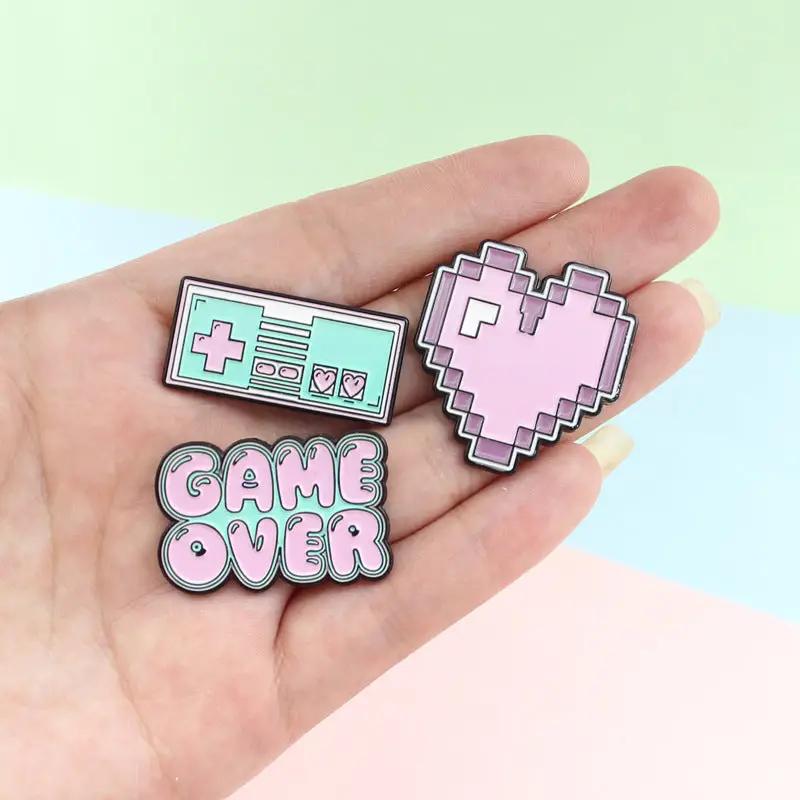 Stereo game console badge Charge Hub X